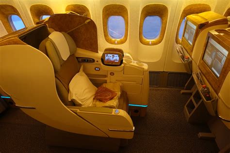 boeing 777 300 emirates business class|The best seats in Business Class on Emirates' Boeing 777.